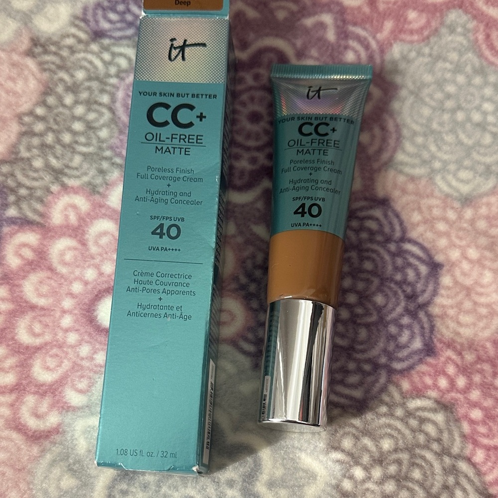 IT Cosmetics CC+ Oil-Free Matte Concealer - Deep